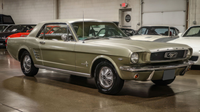 1966 Ford Mustang